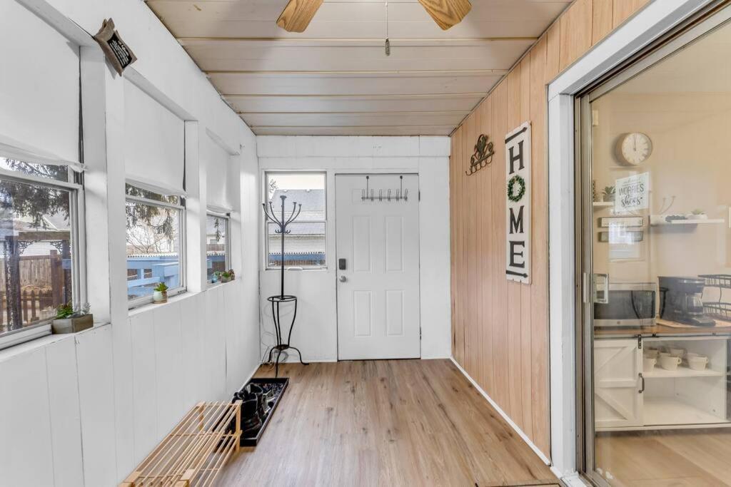 Central Falls Hideaway カヤホガ・フォールズ エクステリア 写真