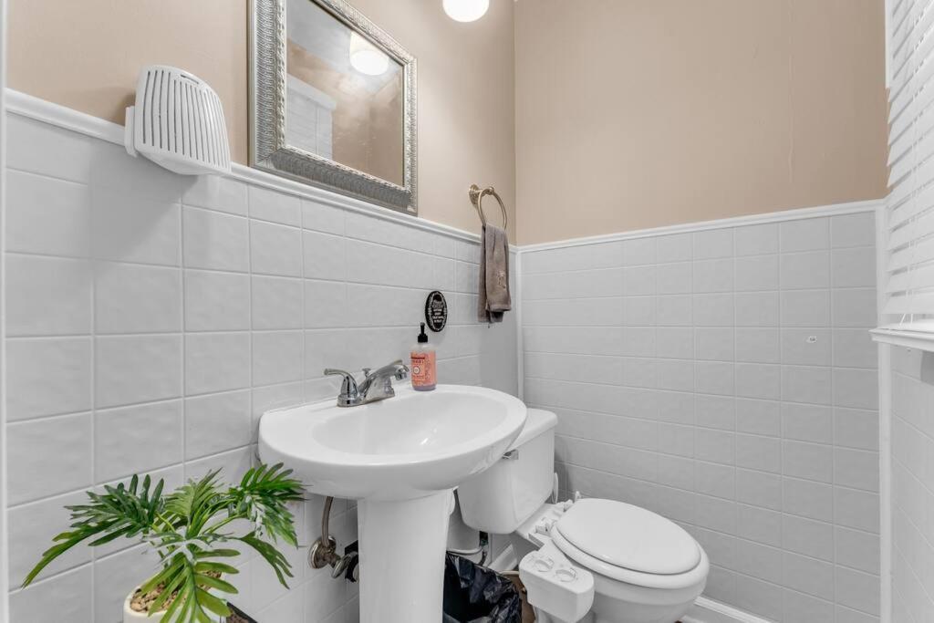 Central Falls Hideaway カヤホガ・フォールズ エクステリア 写真