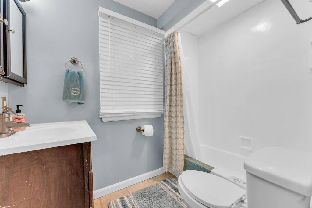 Central Falls Hideaway カヤホガ・フォールズ エクステリア 写真
